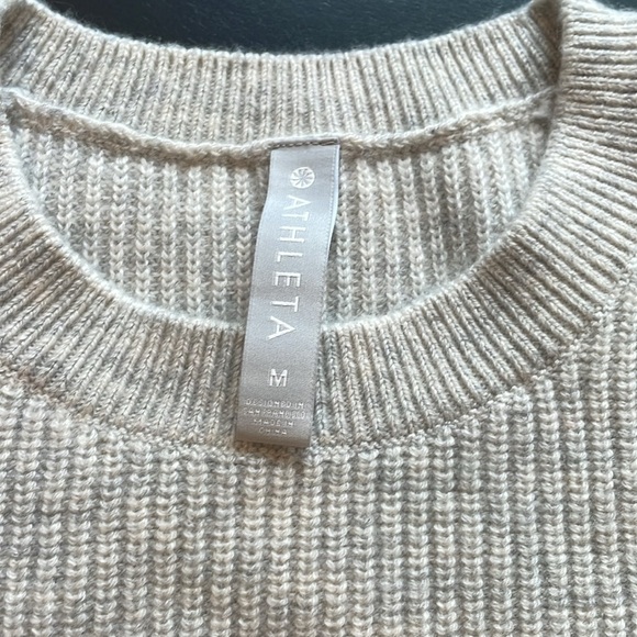 ATHLETA Wool Cashmere Turin Sweater Size Medium Light Grey Heather MSRP $178 - Picture 4 of 11